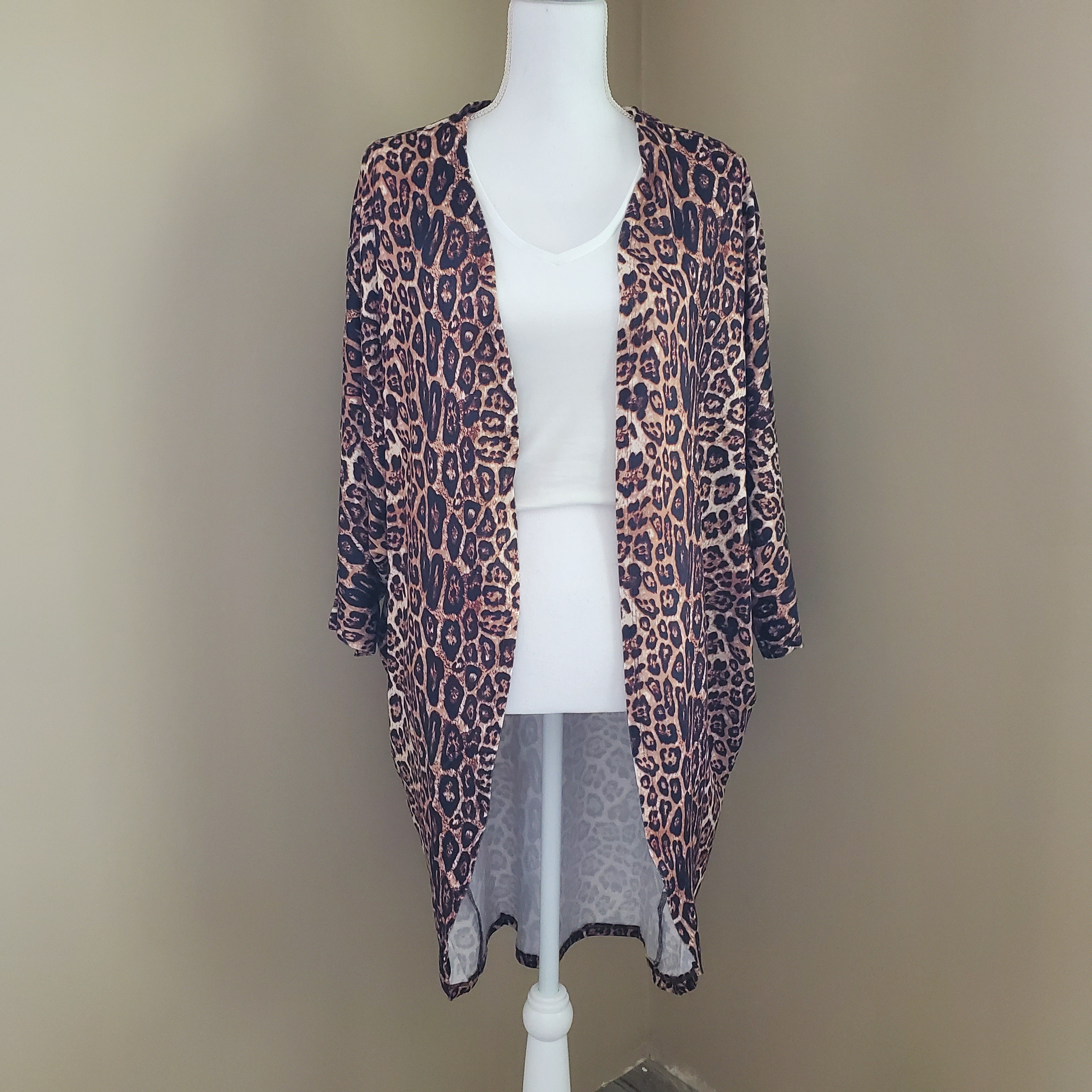 The California Cardigan ** Leopard