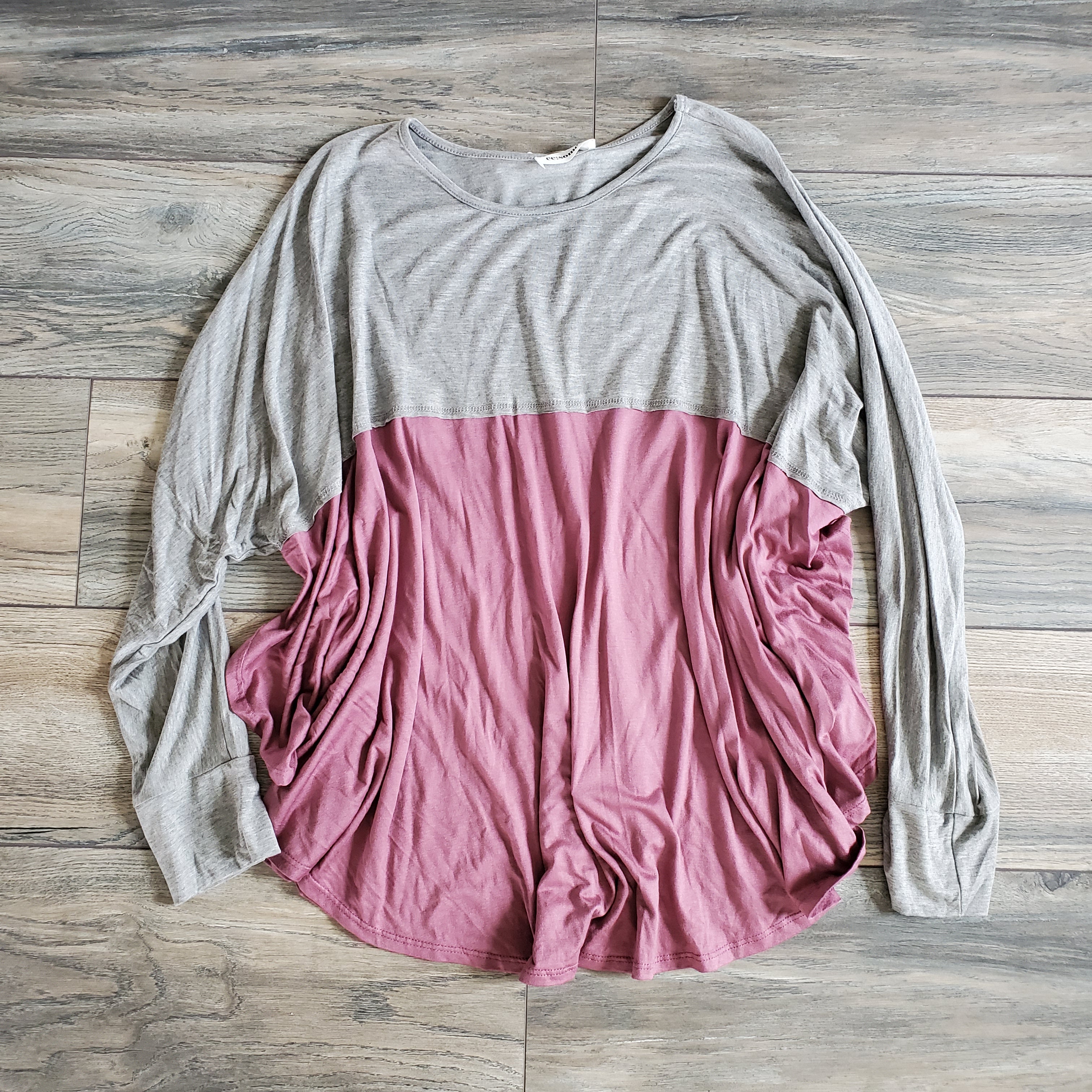 Color Block Long Sleeve Top