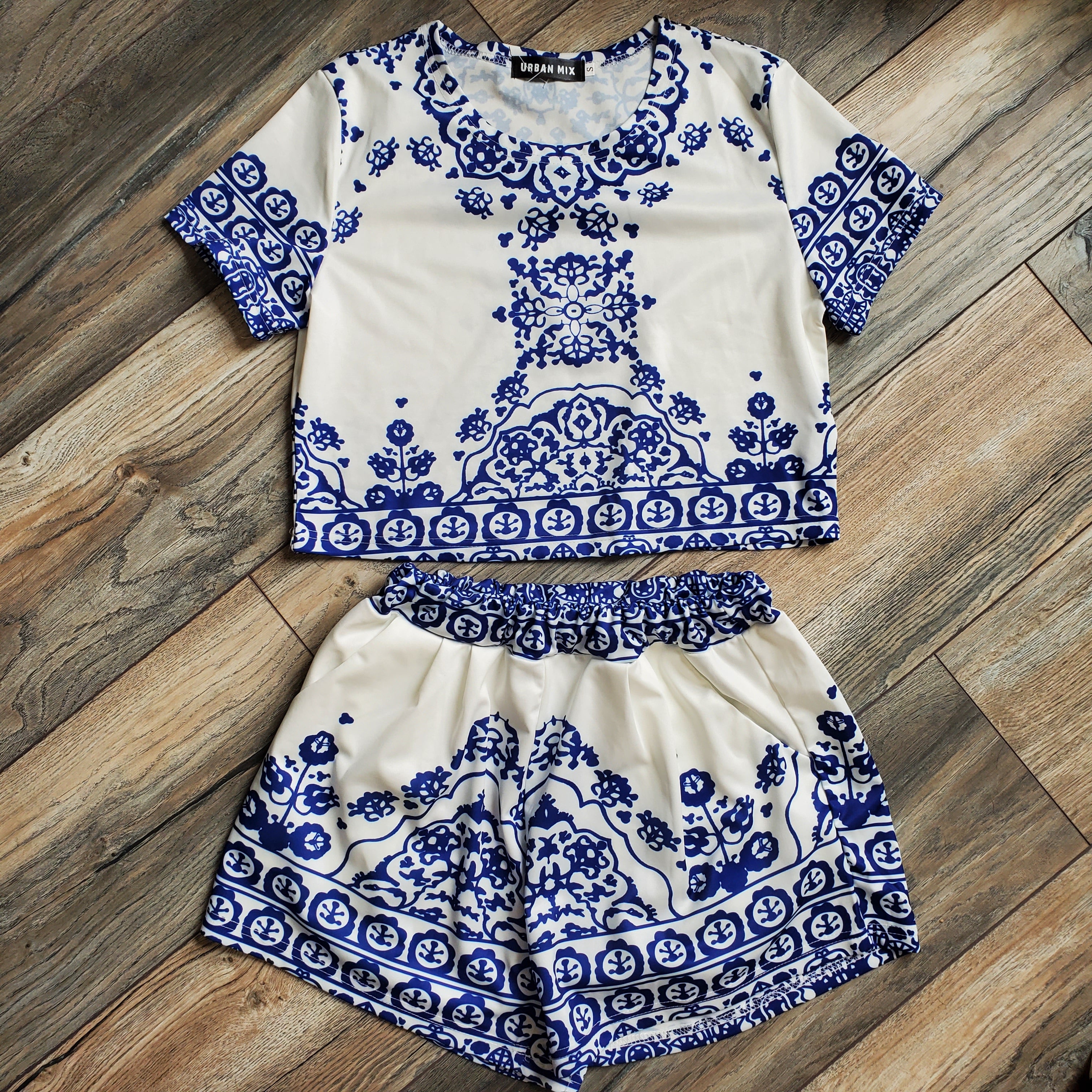 Blue & White 2 Pc Set (Small)