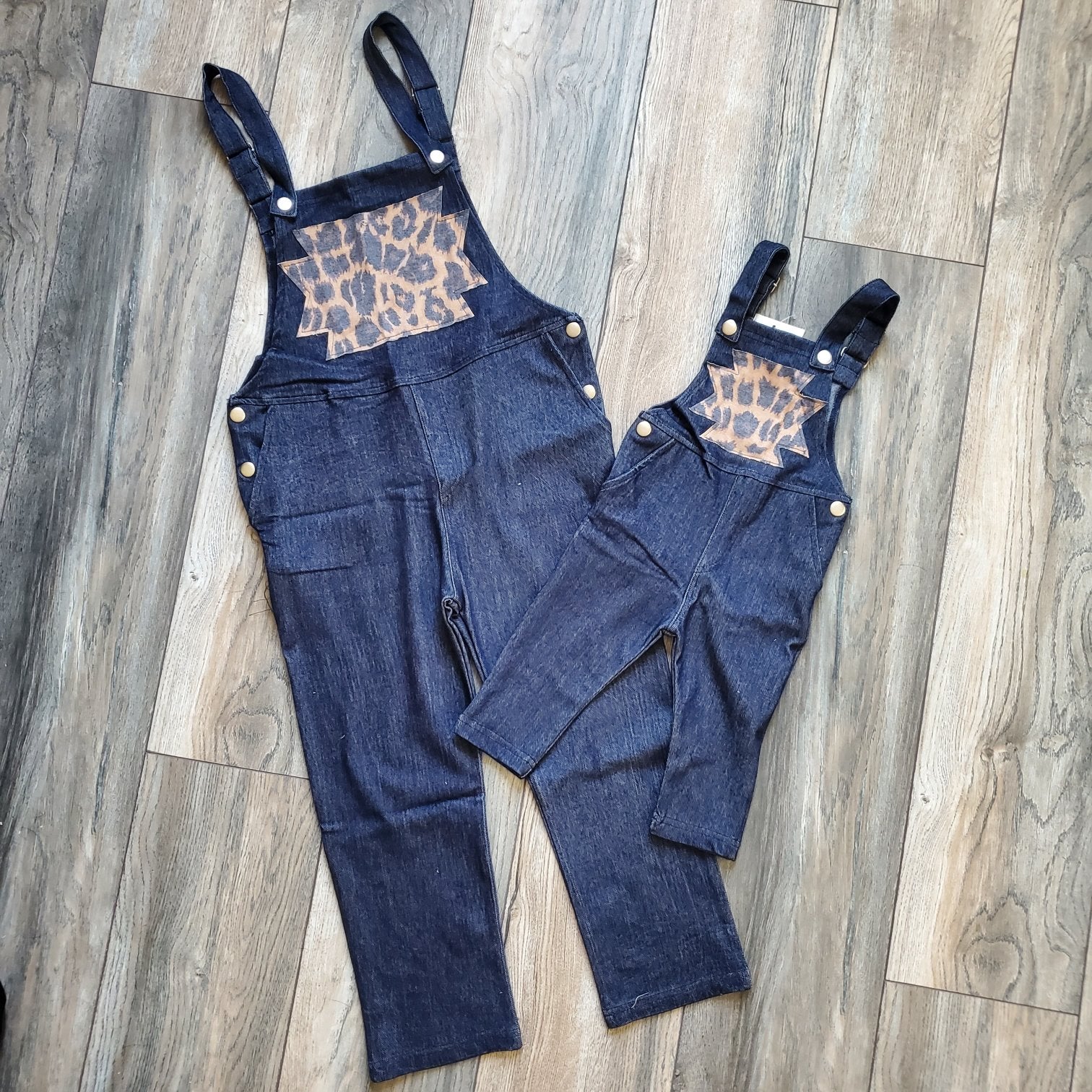 Kids - Oh My Overalls ** Denim-Leopard Pocket