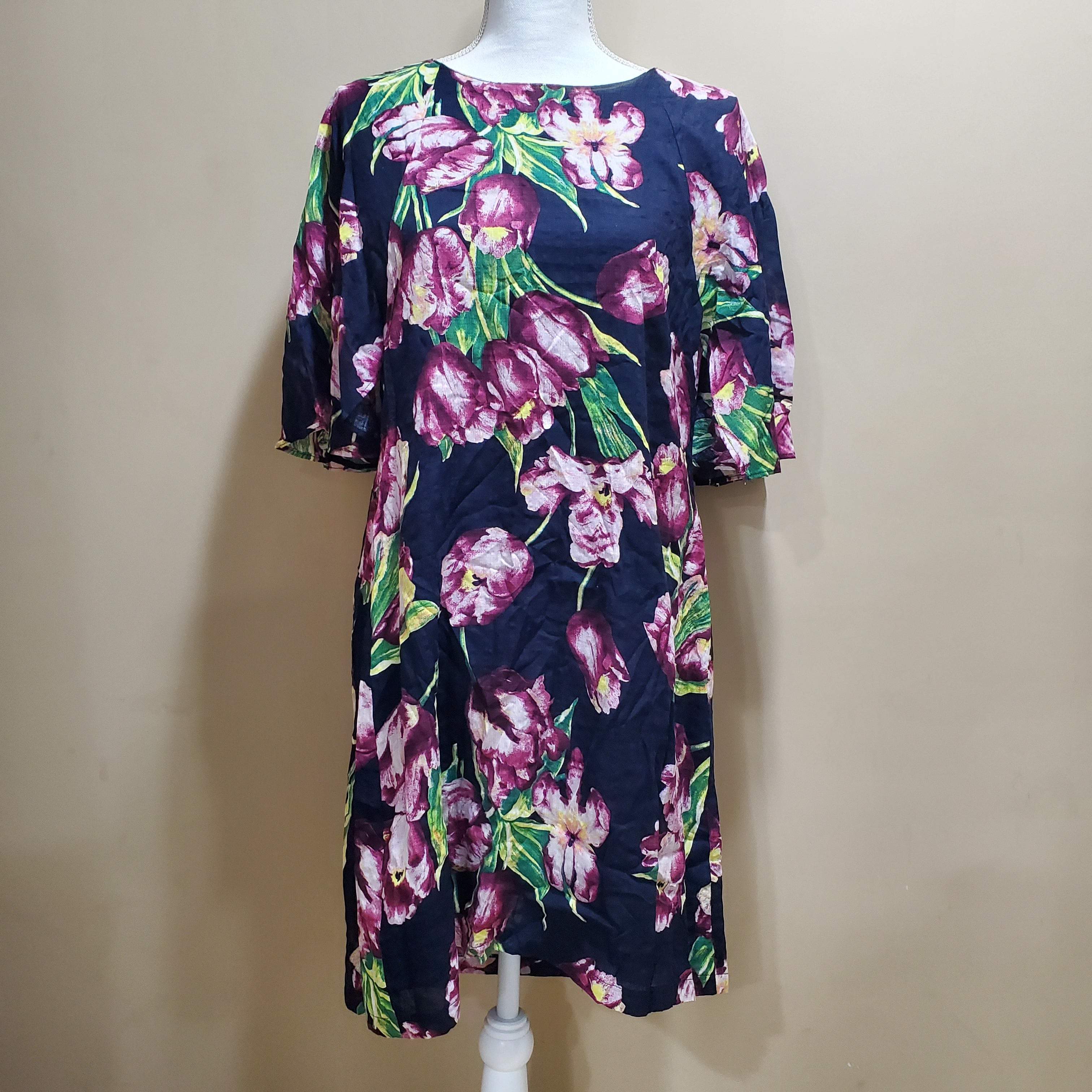 Flowing Sleeve Floral Dress (medium)