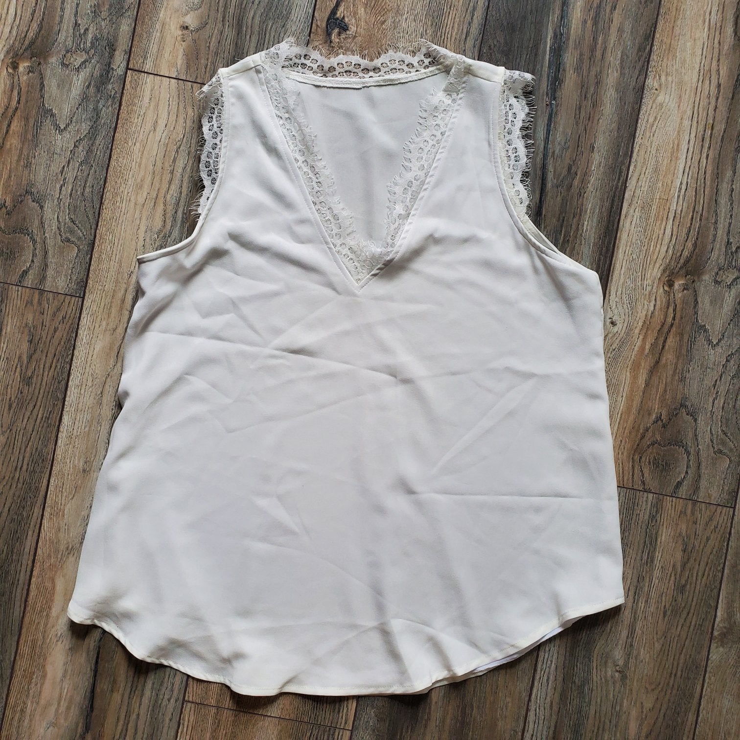 Lace Trim Tank (large)