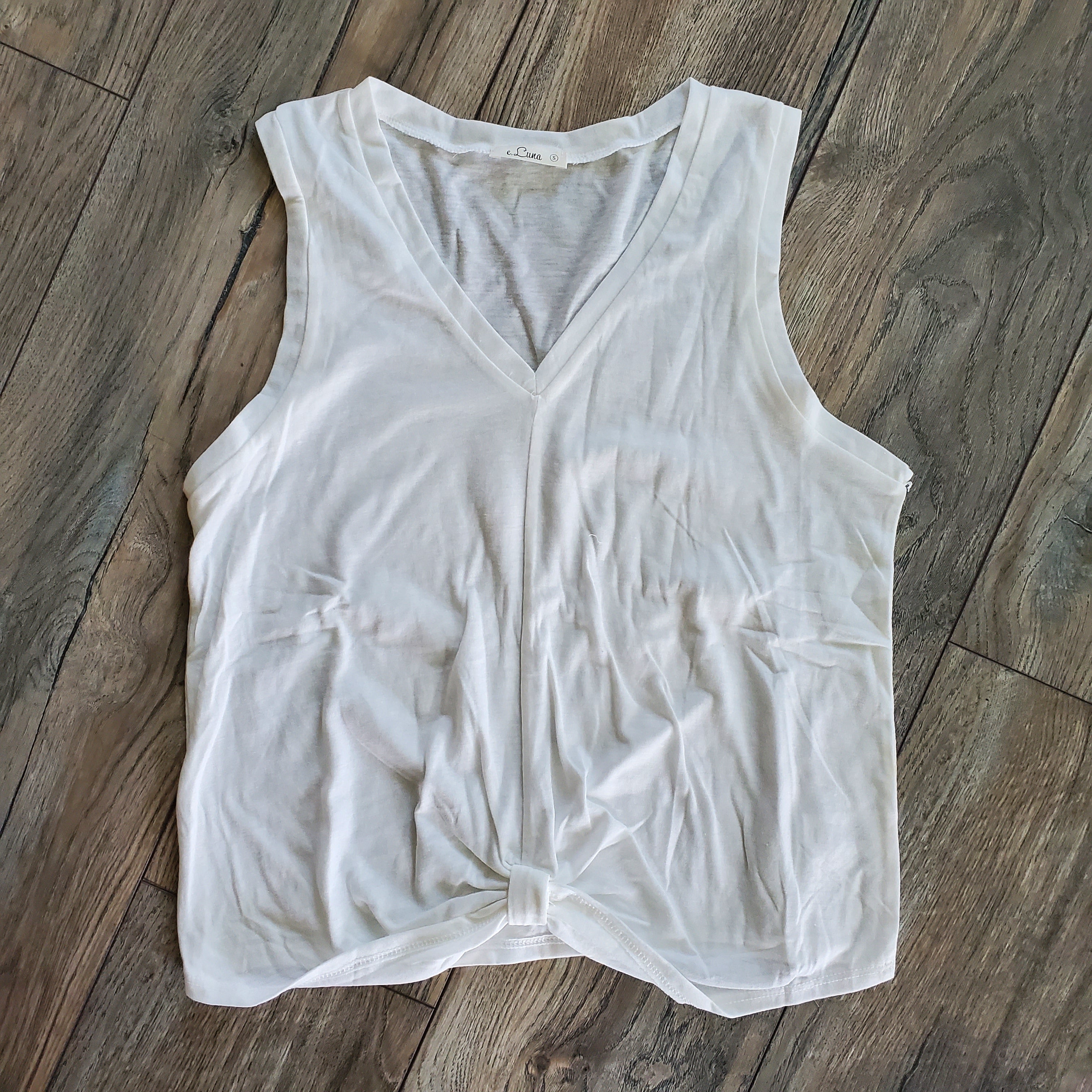 Solid Front Knot Hem Tank Top